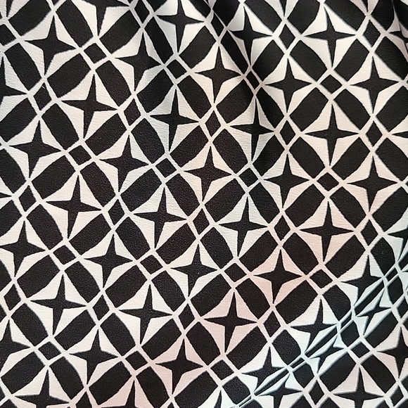 Style & Co short sleeved top size large - Picture 3 of 3